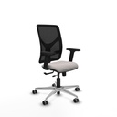 Motilla traslack malla negra similpiel blanco brazos 2D base aluminio  ruedas 65mm engomadas