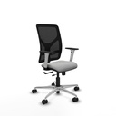 Motilla traslack malla negra similpiel gris claro brazos blancos base aluminio  ruedas 65mm nailon