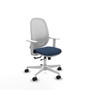 Cilanco blanca traslack malla blanca similpiel azul marino brazos blancos base blanca ruedas 65mm nailon