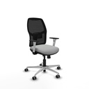 Alfera traslack malla negra similpiel gris claro brazos blancos base aluminio ruedas 65mm engomadas