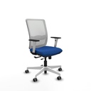 Haches traslack malla blanca similpiel azul brazos blancos base blanca ruedas 65mm engomadas