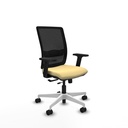 Haches traslack malla negra similpiel crema brazos 2D base blanca ruedas 65mm nailon