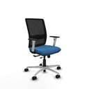 Haches traslack malla negra similpiel azul claro brazos blancos base aluminio ruedas 65mm nailon