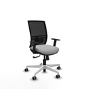 Yunquera sincro malla negra similpiel gris claro brazos 1D base blanca ruedas 65mm engomadas