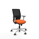 Yunquera traslack malla negra bali naranja brazos blancos base blanca ruedas 65mm engomadas