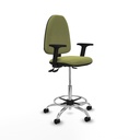 Taburete Aýna AS bali verde oliva brazos 2D base cromada ruedas nailon 50mm