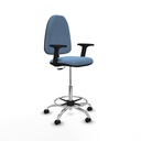 Taburete Aýna CP bali azul cielo brazos 2D base cromada ruedas autofrenantes 50mm