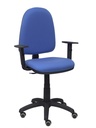 Silla Aýna bali azul claro brazos regulables ruedas de parqué