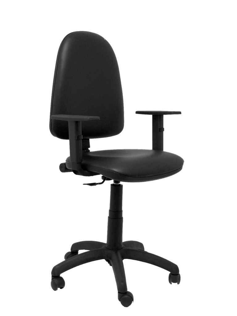 Silla Aýna similpiel negro con brazos regulables
