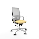 Horna traslack malla blanca similpiel crema brazos blancos base blanca  ruedas 65mm engomadas