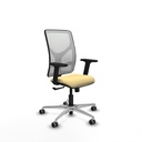 Motilla sincro malla blanca similpiel crema brazos 2D base aluminio  ruedas 65mm engomadas